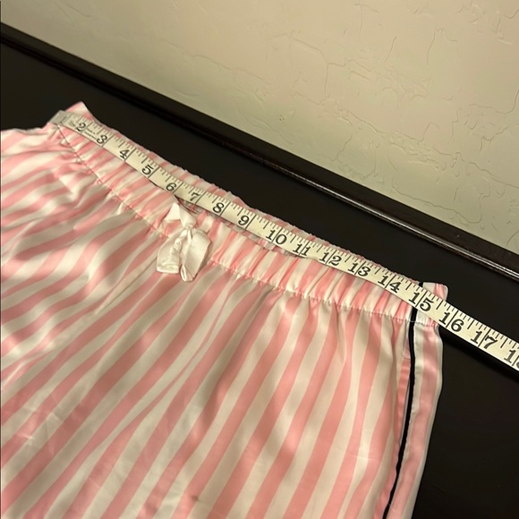 VICTORIA'S SECRET Glazed Satin Long Pajama Set, pink and white, black trim, sz M - Picture 4 of 13